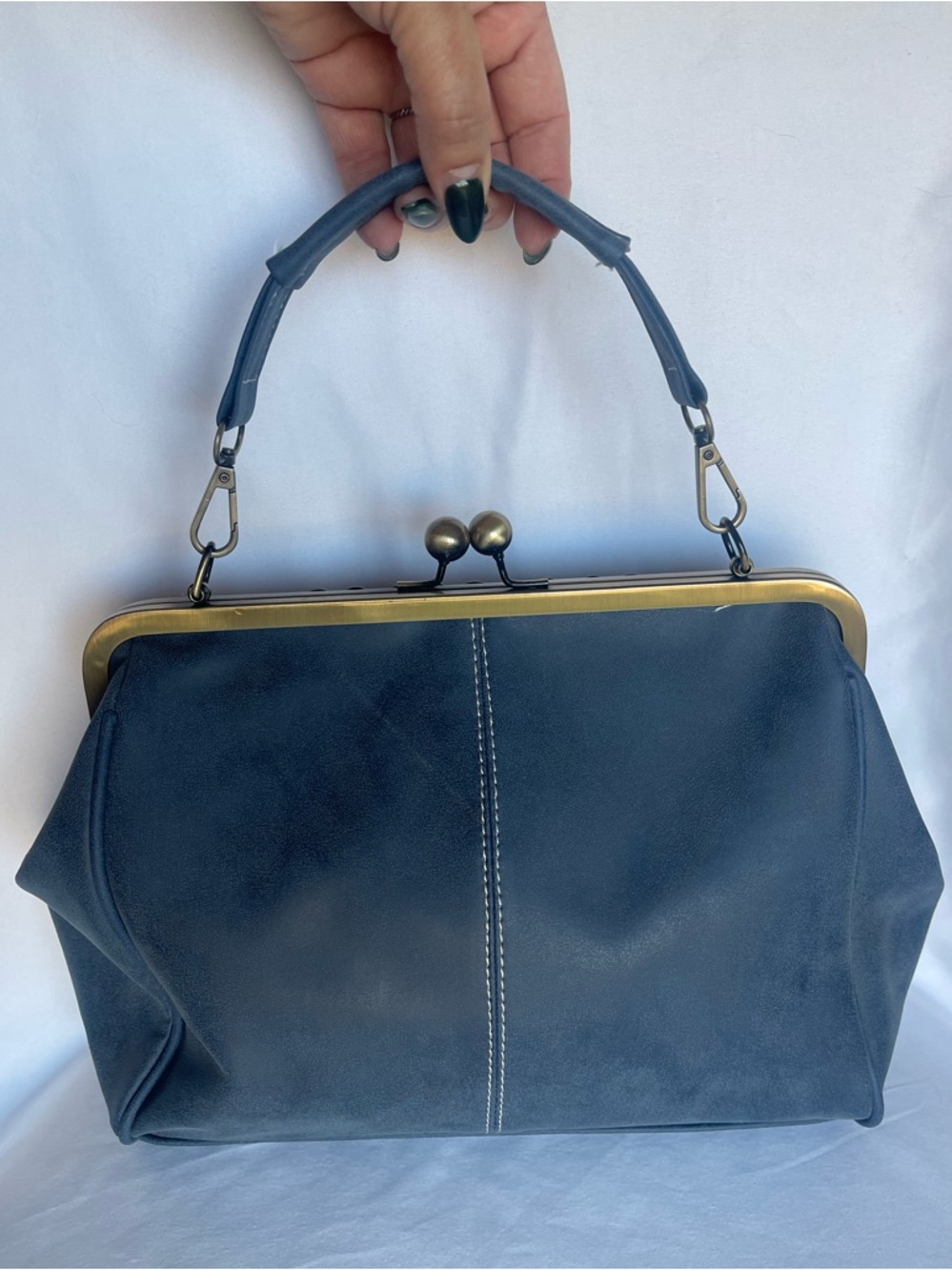 Vintage-Inspired Blue Suede Satchel - Picture 4 of 8